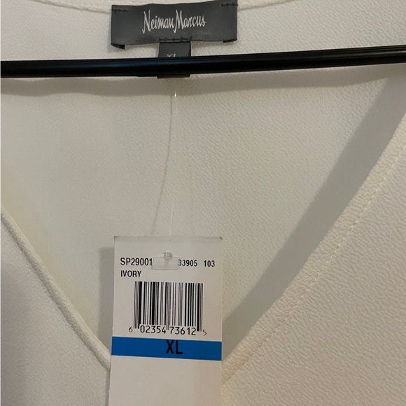 NWT Neiman Marcus Chiffon top - Picture 2 of 3